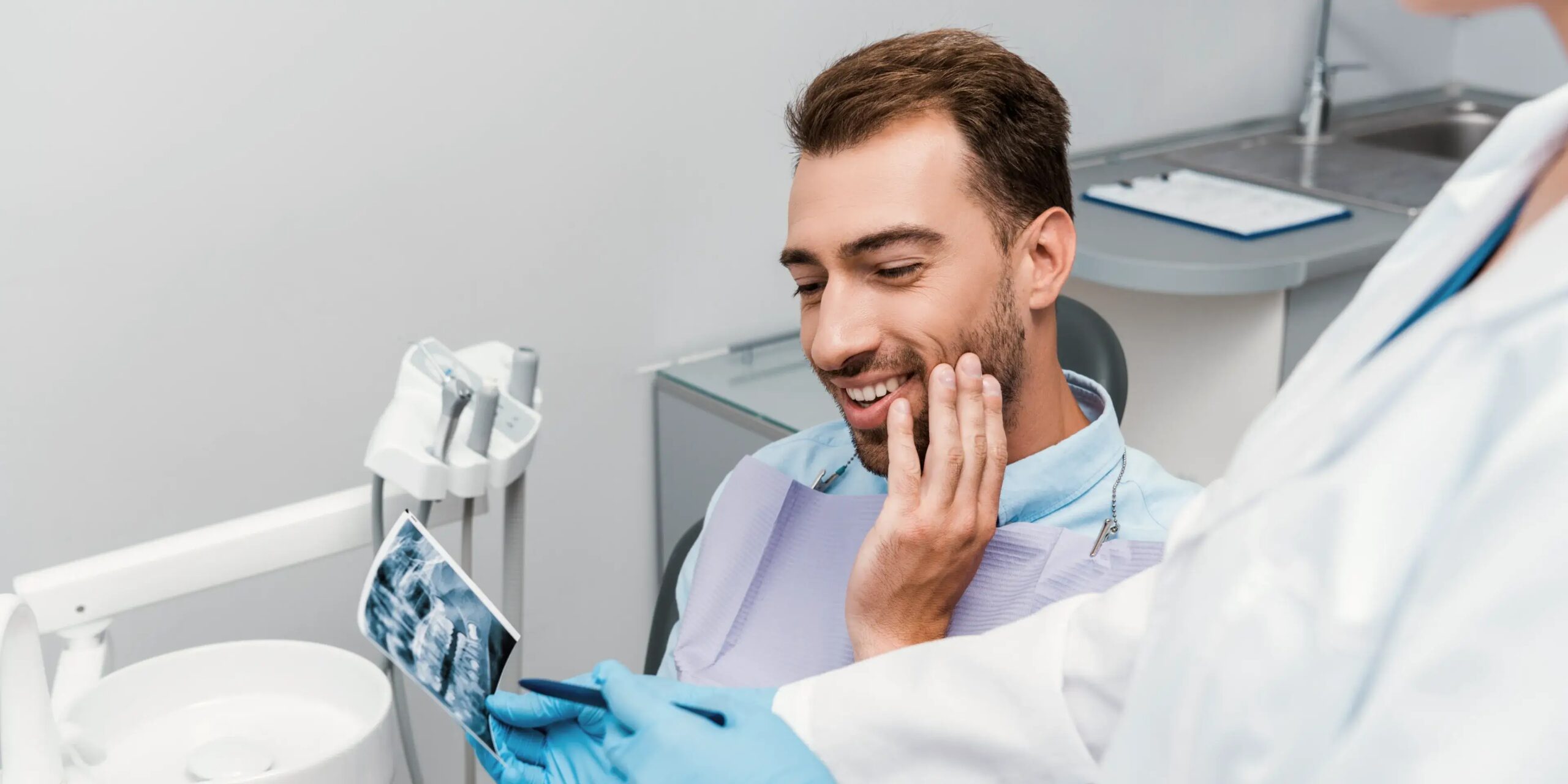 Efficient and Comfortable Tooth Extractions in West Houston