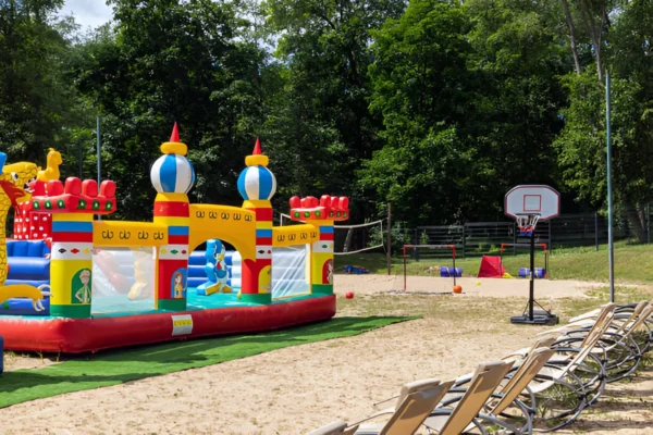 Renting Bouncy Castle