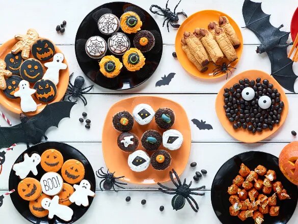 Halloween tableware